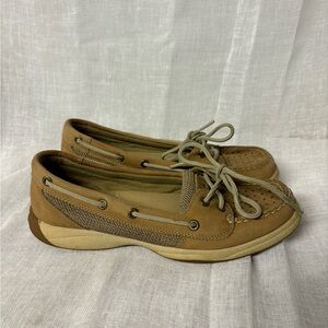 Sperry SZ 7 tan/camel leather boating loafers